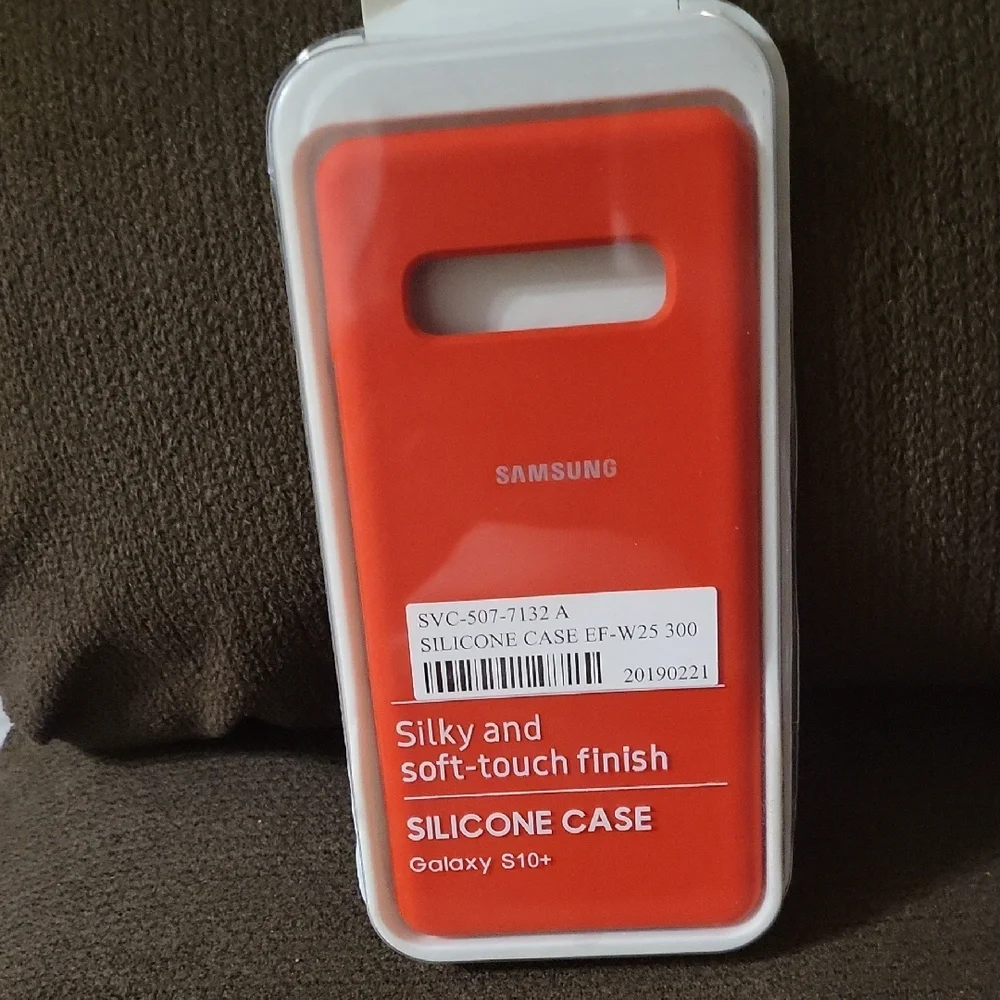 Samsung Galaxy S10+ Vibrant Silicone Cover